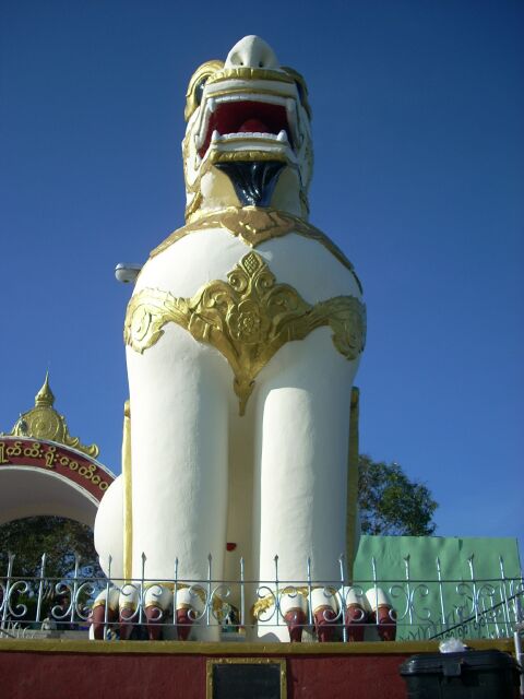 Chùa Đá Vàng, Myanmar