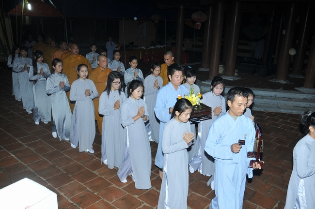 Hà Tĩnh: Chùa Trúc Lâm Thanh Lương tưng bừng Pháp hội hoa đăng vía Đức Phật A Di Đà