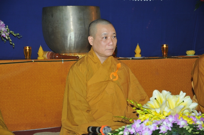 Hà Tĩnh: Chùa Trúc Lâm Thanh Lương tưng bừng Pháp hội hoa đăng vía Đức Phật A Di Đà