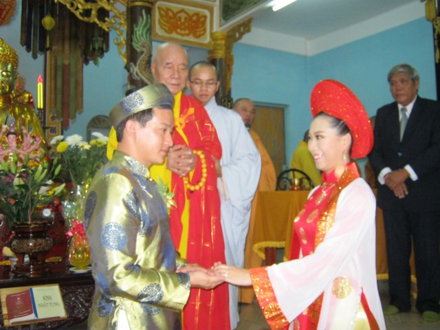 Tổ đình Nghĩa Phương tổ chức lễ hằng thuận cho Phật tử Trần Nguyễn Như Quỳnh và Lê Gia Trí