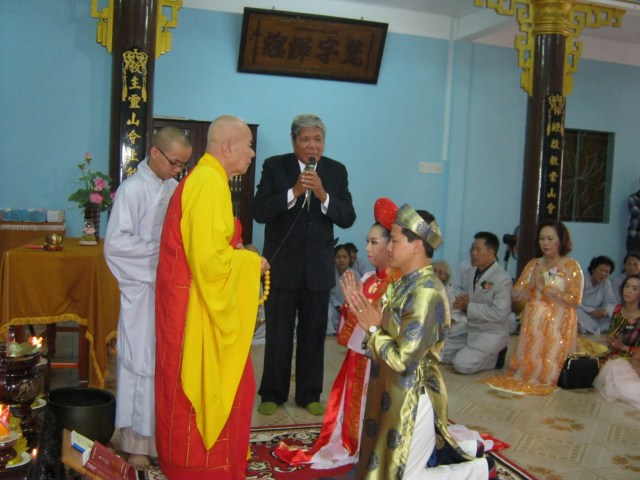 Tổ đình Nghĩa Phương tổ chức lễ hằng thuận cho Phật tử Trần Nguyễn Như Quỳnh và Lê Gia Trí