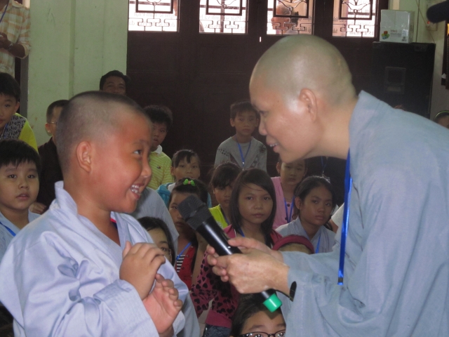 Gieo vào tâm thức giới trẻ &quot;Hạt Yêu Thương&quot;
