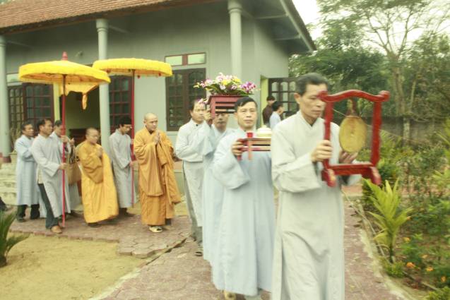 Chùa Xuân Đài: Lễ Phật thành đạo và Phật tử nghe pháp của TT. Thích Nhật Từ