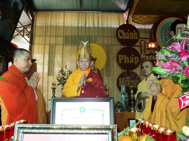 Nha Trang: Chùa Từ Tôn (Hòn Đỏ) lễ Khánh đản đức Phật thành Đạo và Đón nhận Giáo chỉ tấn phong giáo phẩm Hòa thượng Thích Viên Mãn