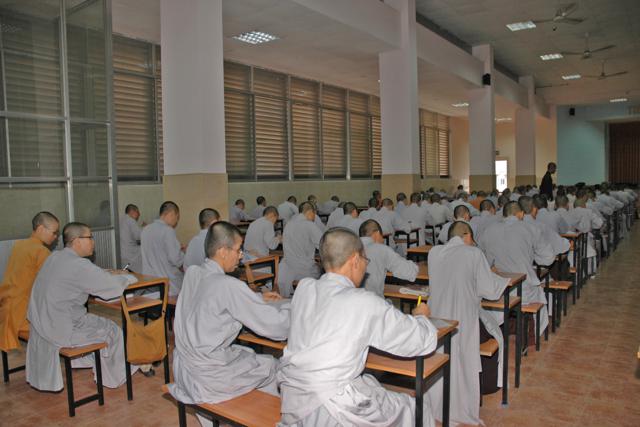 Trường Trung Cấp Phật Học TP. HCM tổ chức kỳ thi học kỳ 1 - 2 (khóa VII và VIII)