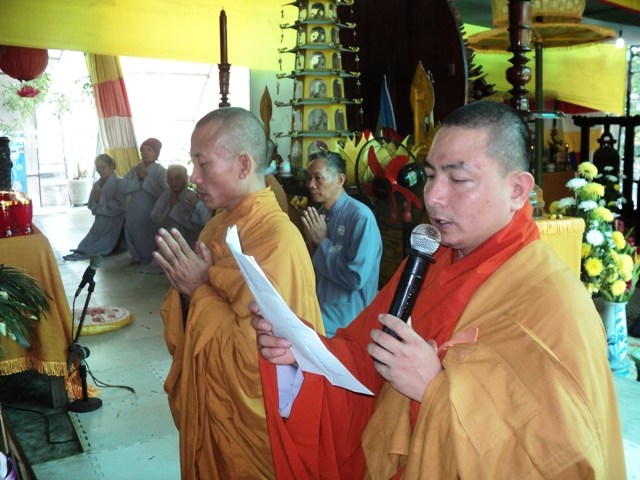 Nha Trang: Chùa Từ Tôn (Hòn Đỏ) lễ Khánh đản đức Phật thành Đạo và Đón nhận Giáo chỉ tấn phong giáo phẩm Hòa thượng Thích Viên Mãn