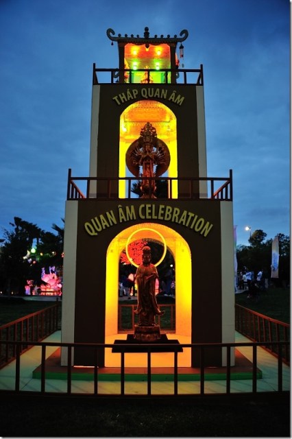 Chùm ảnh: Lễ hội Quán Thế Âm tại Trung Tâm Phật Giáo Chùa Việt Nam (Houston, Texas)