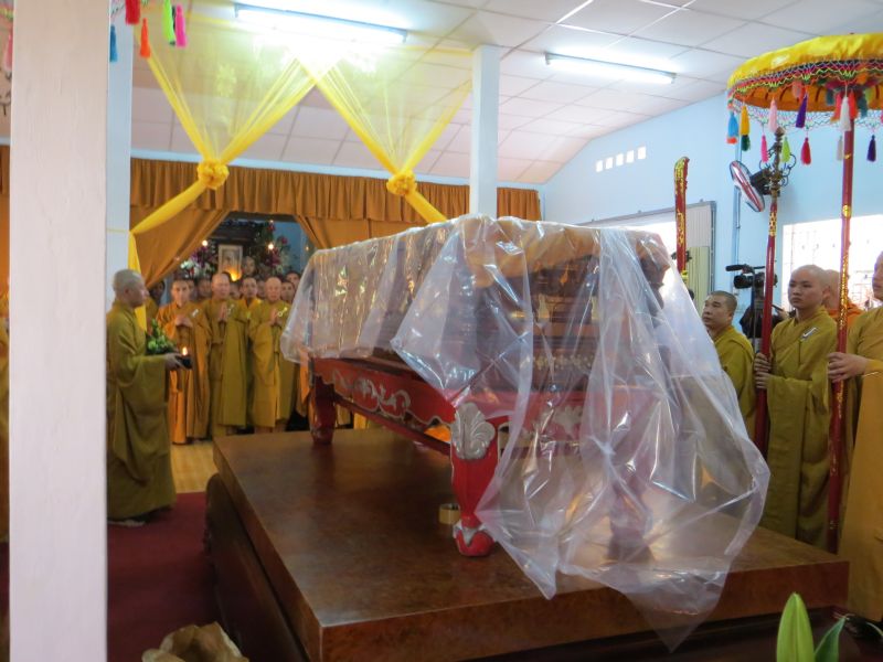 Lễ nhập kim quan HT. Thích Đắc Pháp