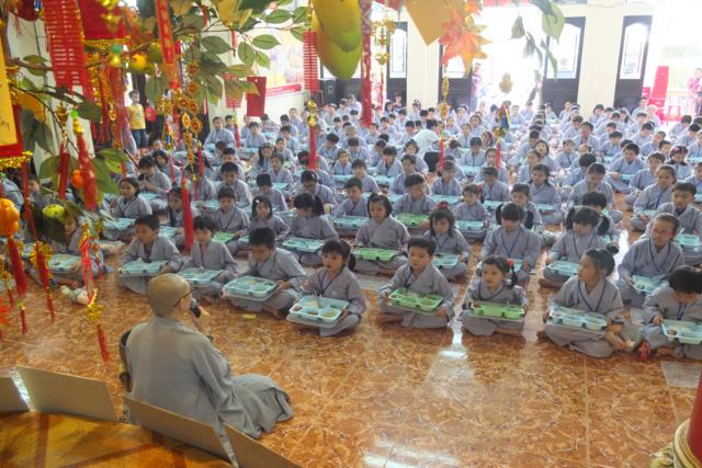 TP. HCM: Gieo Hạt Từ Tâm - Kì 10: Ngày Tết Của Bé