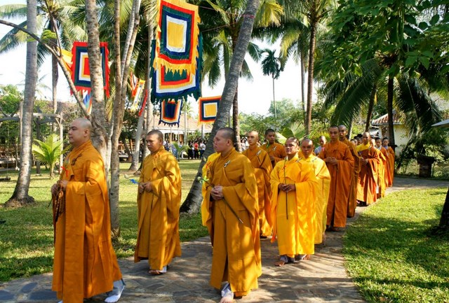 TPHCM: Thanh niên Phật tử tham gia Khóa tu Giã Từ Huyễn Mộng