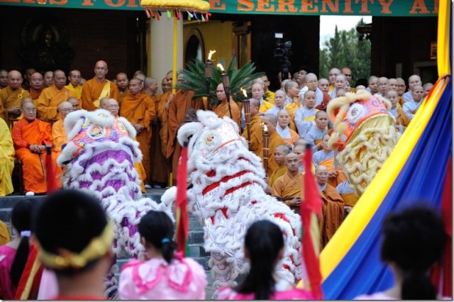 Chùm ảnh: Lễ hội Quán Thế Âm tại Trung Tâm Phật Giáo Chùa Việt Nam (Houston, Texas)