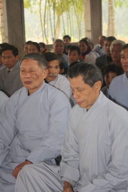 Chùa Xuân Đài: Lễ Phật thành đạo và Phật tử nghe pháp của TT. Thích Nhật Từ