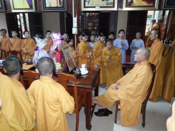 Vĩnh Long: Rước di ảnh về Tổ đình TV Thường Chiếu sám hối Hòa thượng Tôn sư