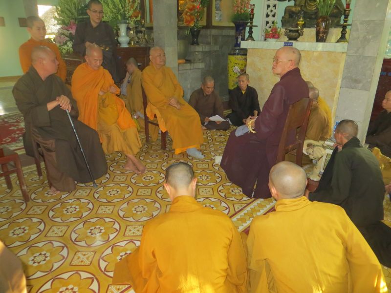 Khẩn trương chuẩn bị lễ nhập kim quan Hòa thượng viện chủ Sơn Thắng Thiền Viện
