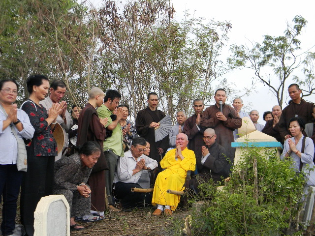 Một chuyến đi nghĩa tình