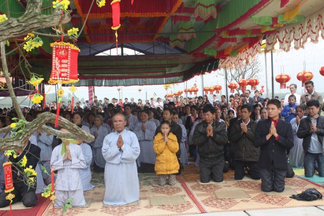 Hà Tĩnh: Lễ &quot;cầu&quot; được an tại ngôi chùa Tịnh Pháp
