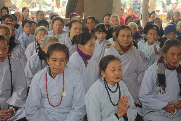 Chùa Xuân Đài: Lễ Phật thành đạo và Phật tử nghe pháp của TT. Thích Nhật Từ