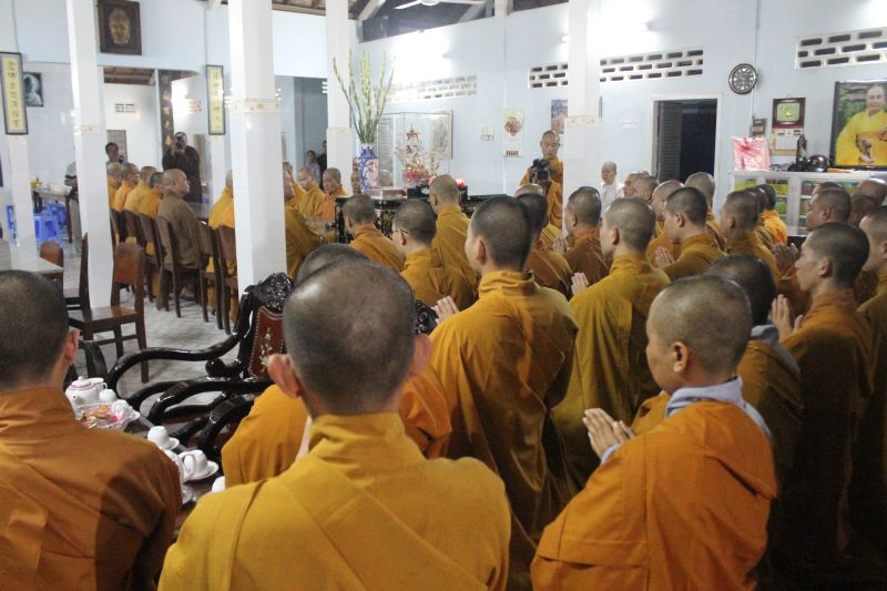 Khẩn trương chuẩn bị lễ nhập kim quan Hòa thượng viện chủ Sơn Thắng Thiền Viện