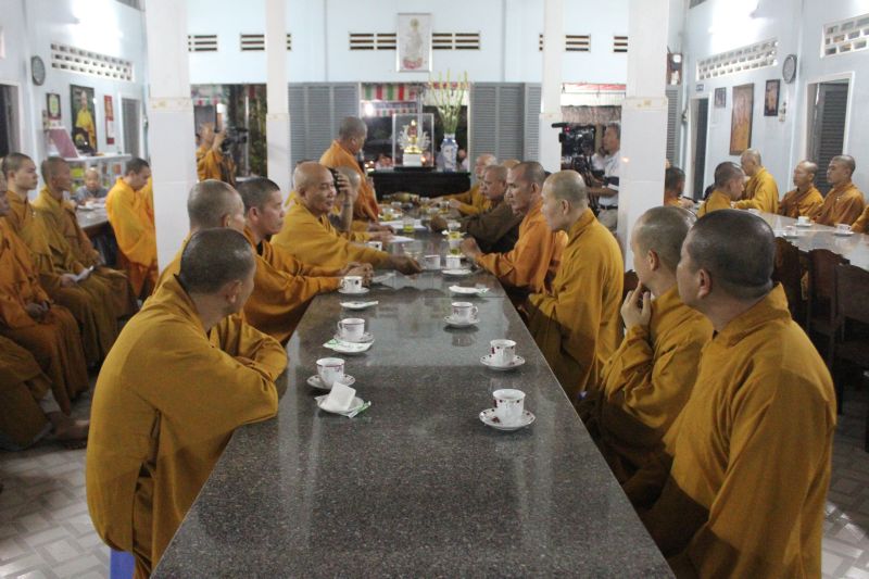 Khẩn trương chuẩn bị lễ nhập kim quan Hòa thượng viện chủ Sơn Thắng Thiền Viện