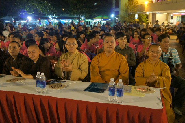 BVH THPG TP.HCM thực hiện Giờ Trái Đất &quot;Tôi và bạn cùng đồng hành&quot;