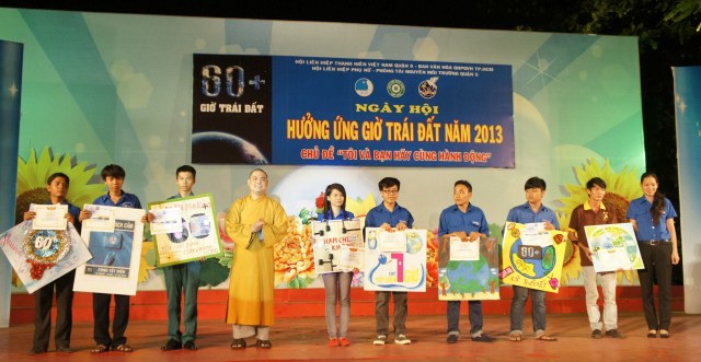 BVH THPG TP.HCM thực hiện Giờ Trái Đất &quot;Tôi và bạn cùng đồng hành&quot;