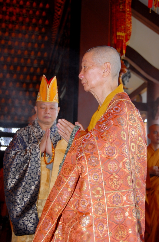 TP. HCM: Pháp hội Dược Sư hoàn mãn