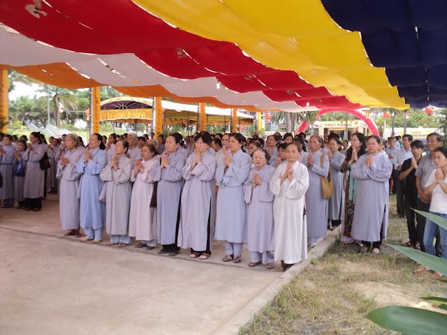 Quê Hương Mừng Đón Phật Về
