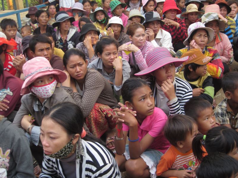 TP. HCM: CLB Hoằng Pháp Trẻ mang thông điệp từ bi đến với Kiều bào tại Campuchia