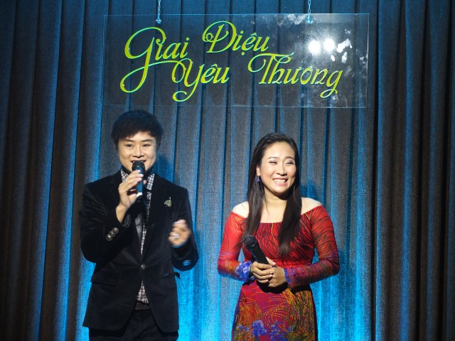 Đêm nhạc Quý Luân – Gieo hương Hoa Từ Bi vào đời