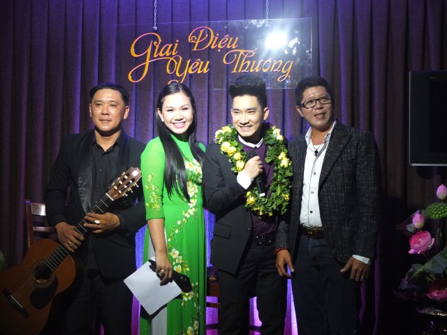 Đêm nhạc Quý Luân – Gieo hương Hoa Từ Bi vào đời