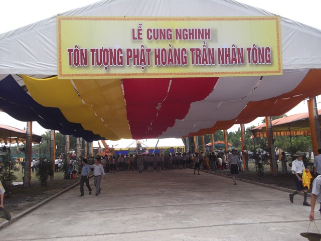 Quảng Trị: Lễ Cung Nghinh Tôn Tượng Phật Hoàng Trần Nhân Tông