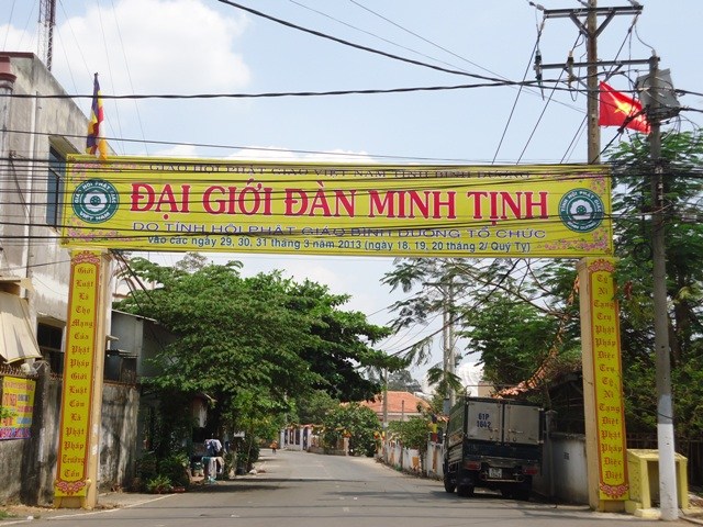 Bình Dương: Tuyển người làm Phật