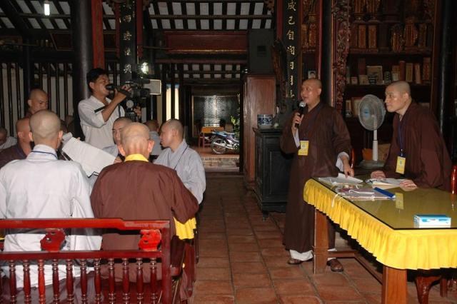 Bình Dương: Tuyển người làm Phật