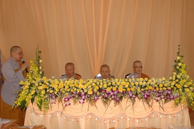 Chùm ảnh: Lễ truyền giới tại đại giới đàn Tịnh Minh - Bình Dương