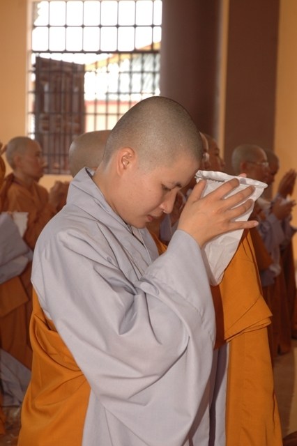 Chùm ảnh: Lễ truyền giới tại đại giới đàn Tịnh Minh - Bình Dương