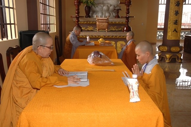 Chùm ảnh: Lễ truyền giới tại đại giới đàn Tịnh Minh - Bình Dương
