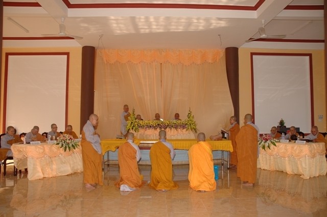 Chùm ảnh: Lễ truyền giới tại đại giới đàn Tịnh Minh - Bình Dương