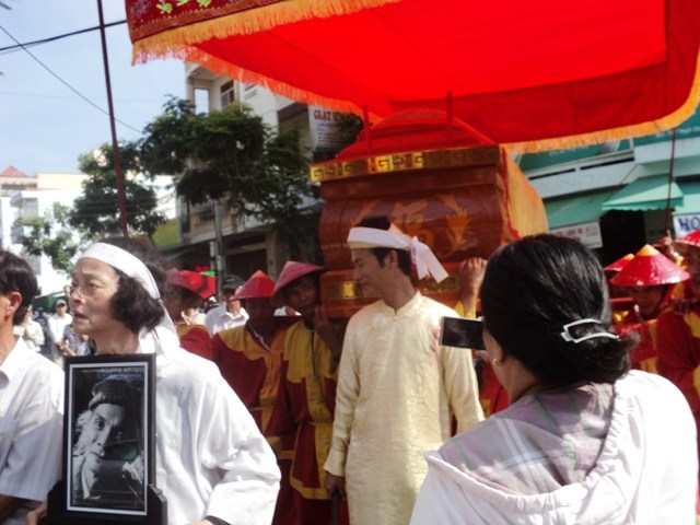 Lễ An táng Thầy Võ Hồng