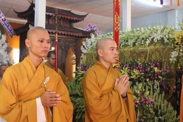 TV Sơn Thắng: Phúng viếng lễ tang cố HT. Thích Đắc Pháp - phần IV