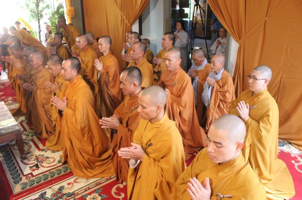 TV Sơn Thắng: Phúng viếng lễ tang cố HT. Thích Đắc Pháp - phần IV