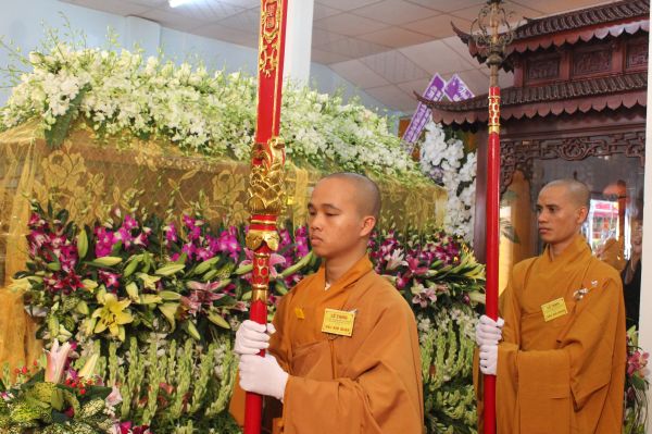TV Sơn Thắng: Phúng viếng lễ tang cố HT. Thích Đắc Pháp - phần IV