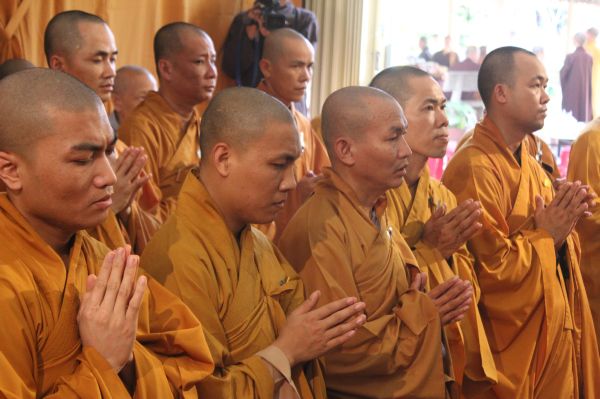 TV Sơn Thắng: Phúng viếng lễ tang cố HT. Thích Đắc Pháp - phần IV