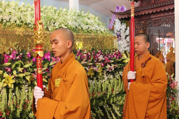TV Sơn Thắng: Phúng viếng lễ tang cố HT. Thích Đắc Pháp - phần IV