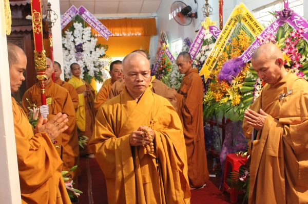 TV Sơn Thắng: Phúng viếng lễ tang cố HT. Thích Đắc Pháp - phần IV