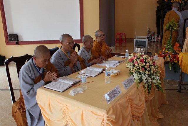 Chùm ảnh: Lễ truyền giới tại đại giới đàn Tịnh Minh - Bình Dương