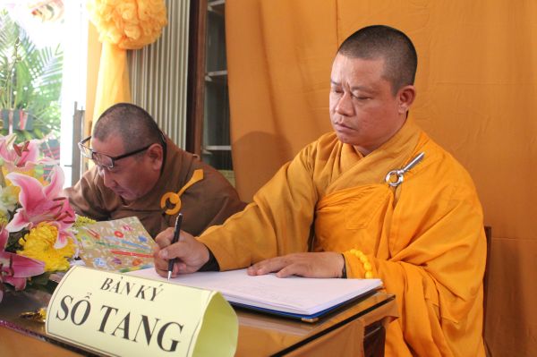 TV Sơn Thắng: Phúng viếng lễ tang cố HT. Thích Đắc Pháp - phần IV