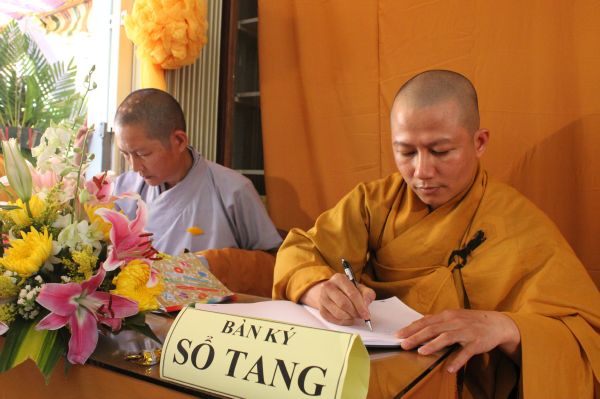 TV Sơn Thắng: Phúng viếng lễ tang cố HT. Thích Đắc Pháp - phần IV