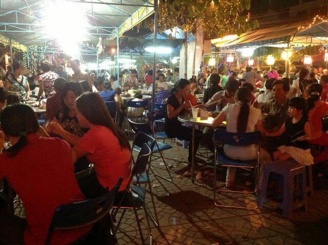 Đêm Hoa Đăng Hà Tiên kỷ niệm 277 năm Tao Đàn Chiêu Anh Các