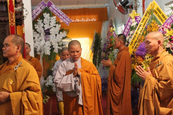 TV Sơn Thắng: Phúng viếng lễ tang cố HT. Thích Đắc Pháp - phần IV