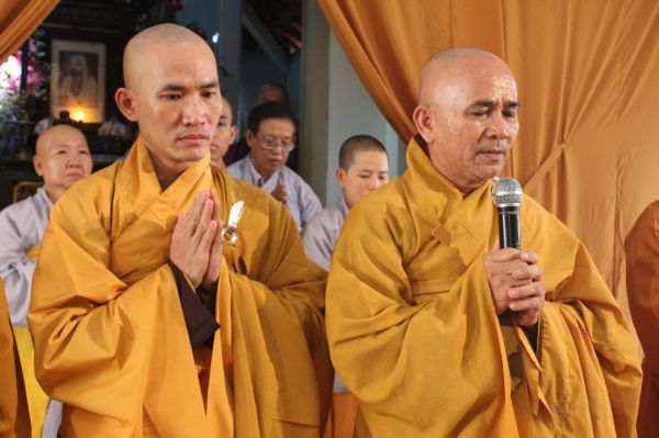 Vĩnh Long: Rước di ảnh về Tổ đình TV Thường Chiếu sám hối Hòa thượng Tôn sư